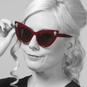 Queen Bee with Skulls Sunglasses Red