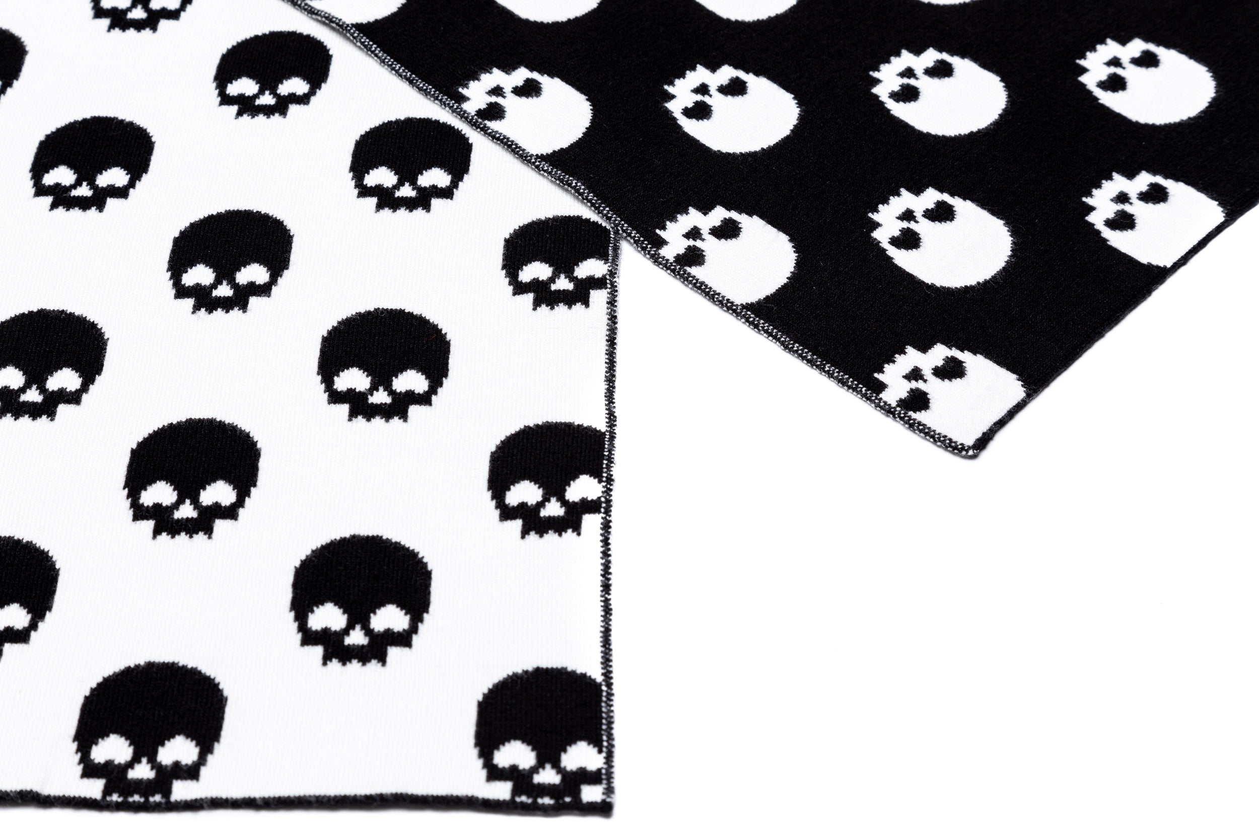 Black & White Skull Scarf – Lux de Ville